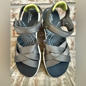 CLARKS CLOUDSTEPPERS WOMEN SANDALS SIZE 7.5